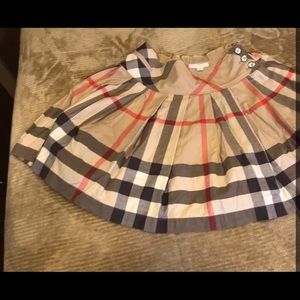 Burberry skirt